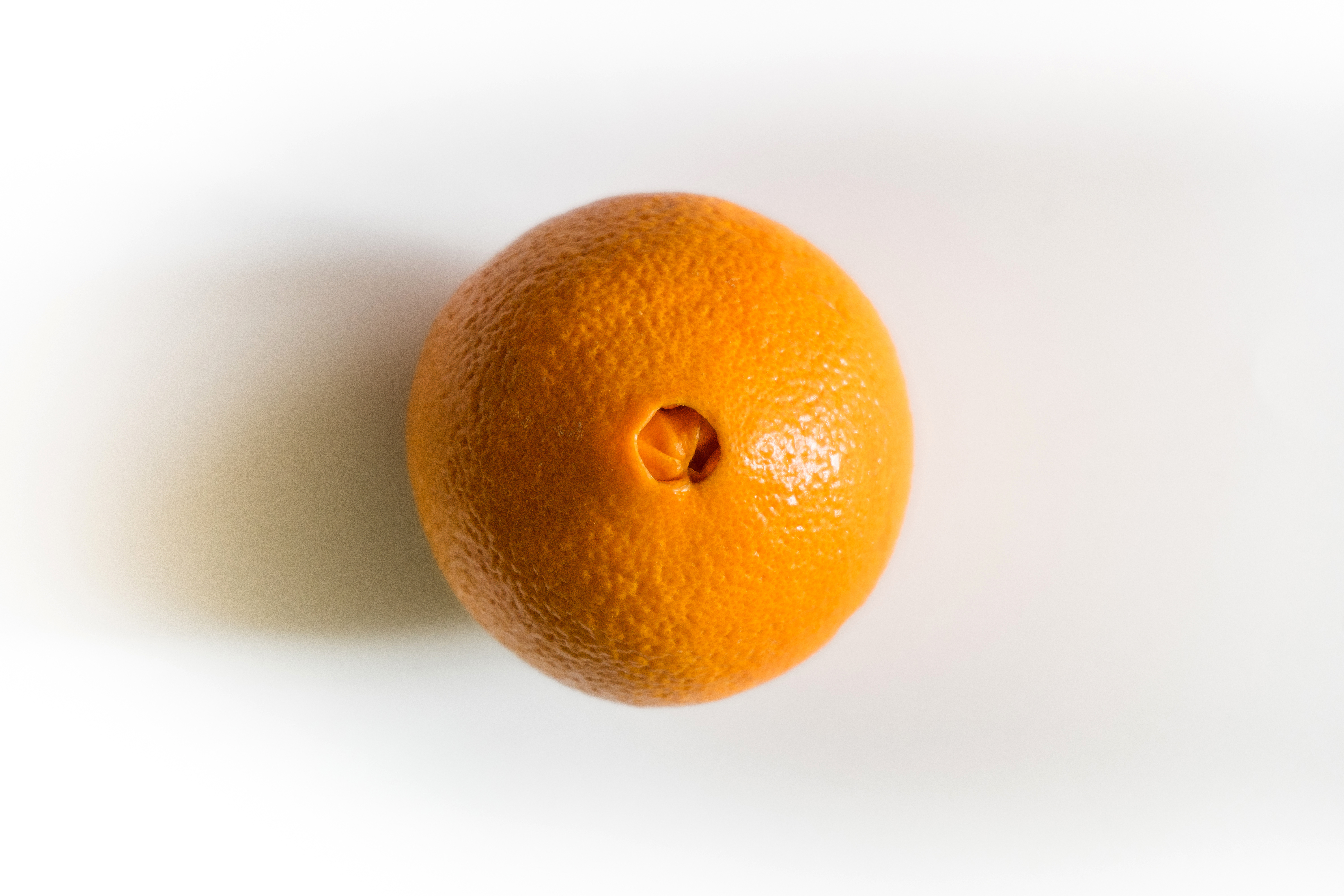 Belly button infections can be caused by a range of issues, including piercings, poor hygiene, ingrown hairs, and even diabetes. But are belly button infections serious enough to be fatal?